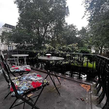 Hyde Park Studio Has Private Balcony With Tranquil Garden View لندن المظهر الخارجي الصورة